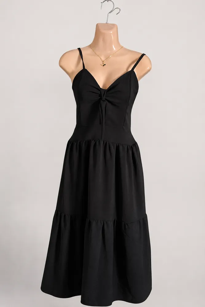 Vestido negro elegante — IMODA